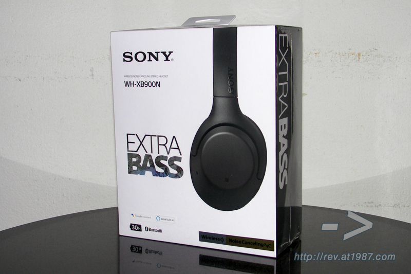 Sony WH-XB900N – Package Front