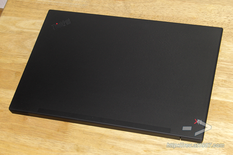 Lenovo ThinkPad X1 Extreme Gen 2 – Top