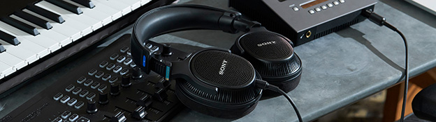 sony-mdr-mv1-announced-featured